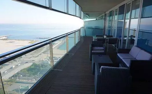 Diagonal Penthouse